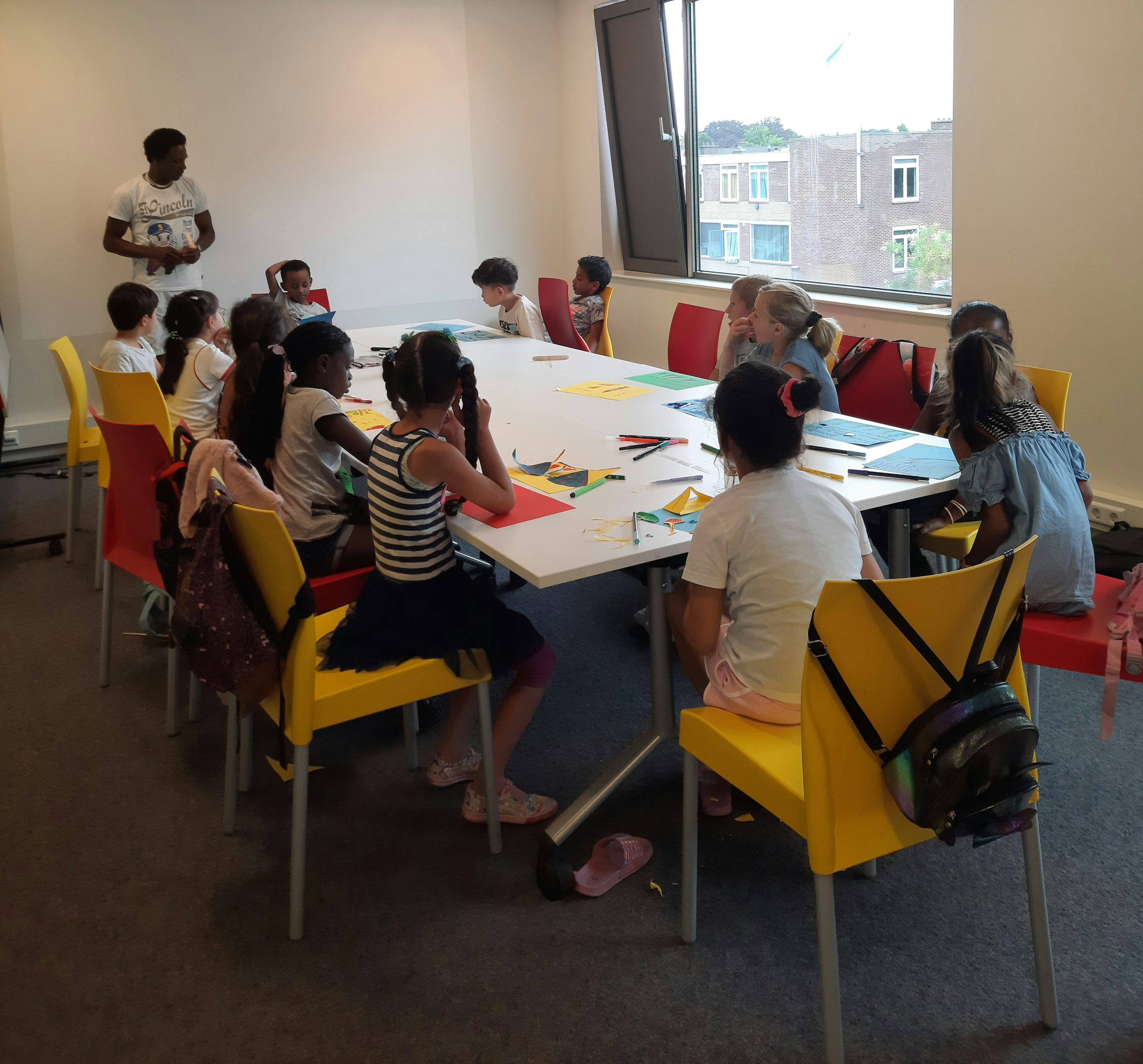 Zomerschool in KunstenHuis Idea