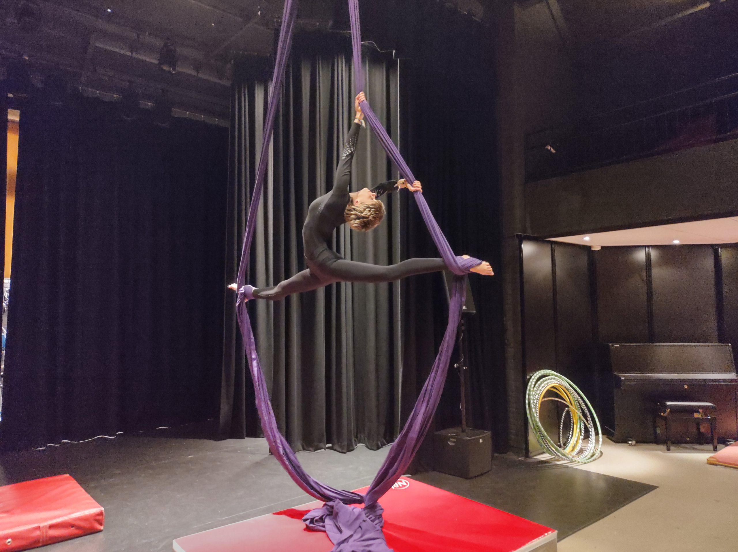 Circus presentatie Op het Station